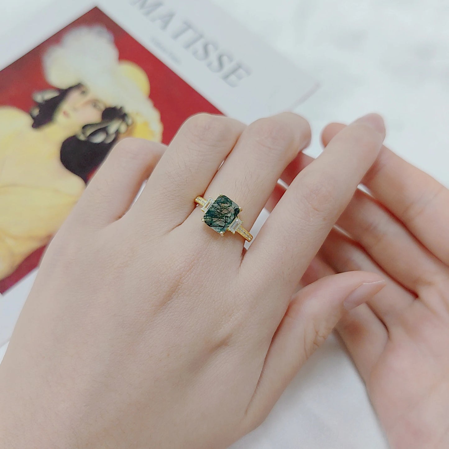 GEM'S BALLET 2.38Ct Moss Agate Three-Stone Ring