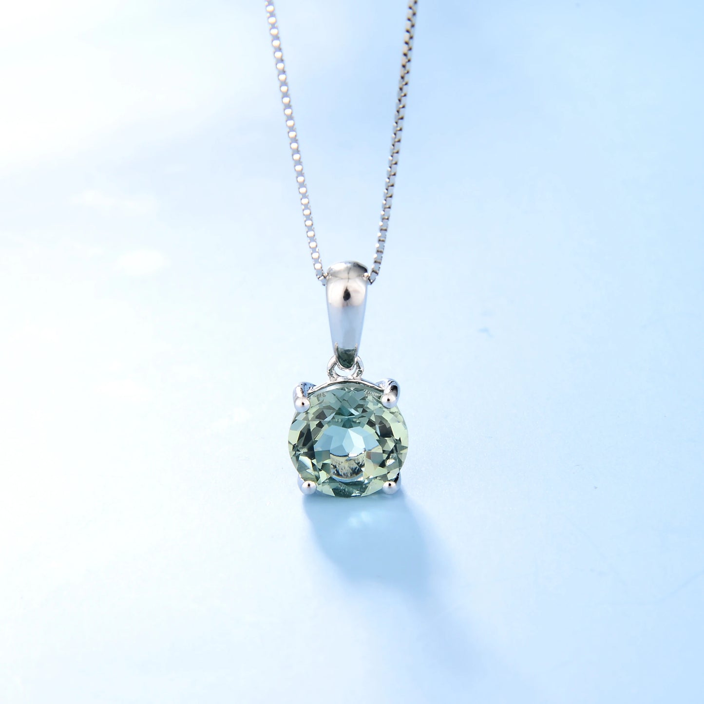 GEM'S BALLET Natural Blue Topaz Gemstone Pendant Necklace For Women Jewelry 925 Sterling Silver Classic Round Birthstone Pendant