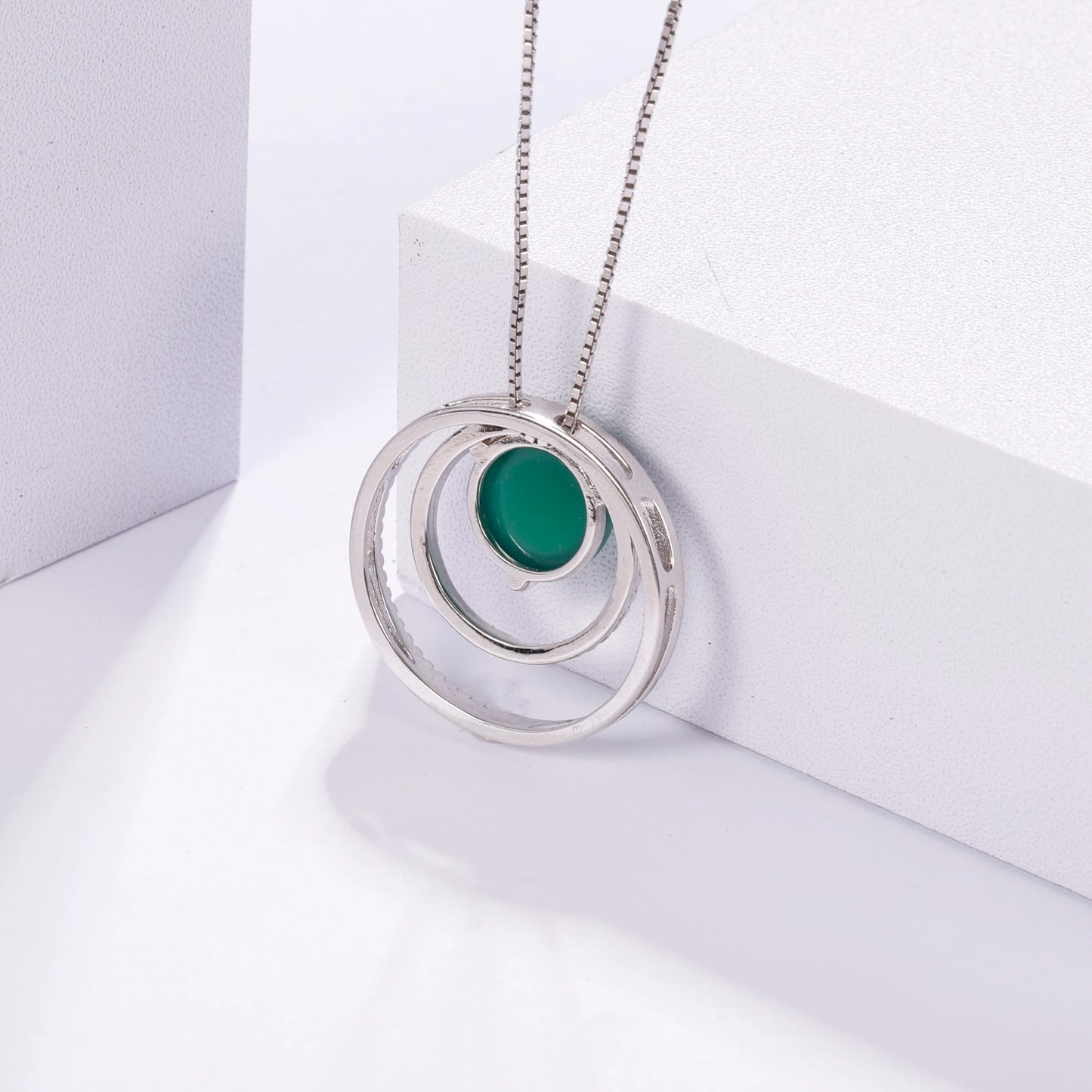 Gem’s Ballet Green Agate Double Circle Pendant – Timeless Elegance