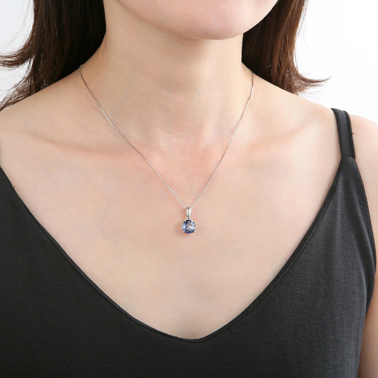 GEM'S BALLET Natural Blue Topaz Gemstone Pendant Necklace For Women Jewelry 925 Sterling Silver Classic Round Birthstone Pendant