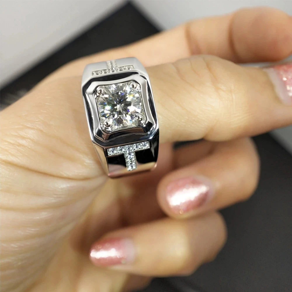 GEM'S BALLET Round Moissanite Father's Ring – Timeless Elegance for Him