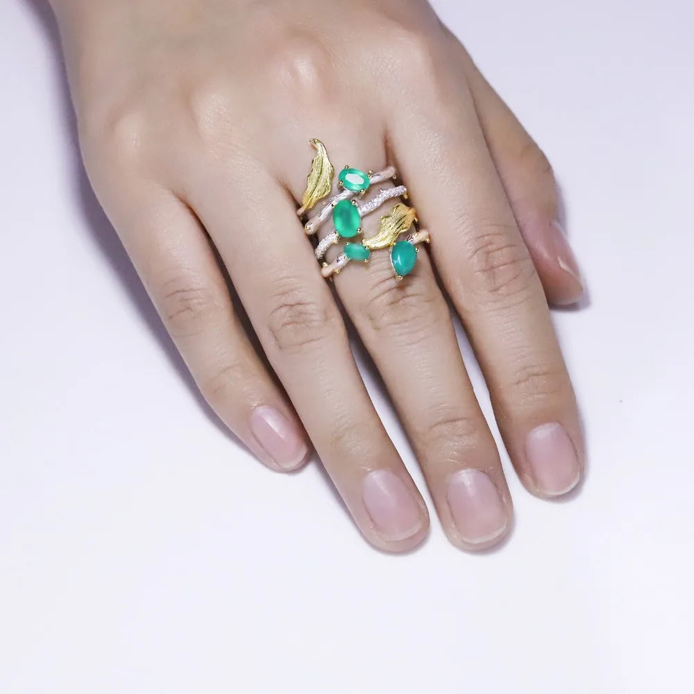 GEM'S BALLET Vintage Neo-Gothic Green Agate Ring