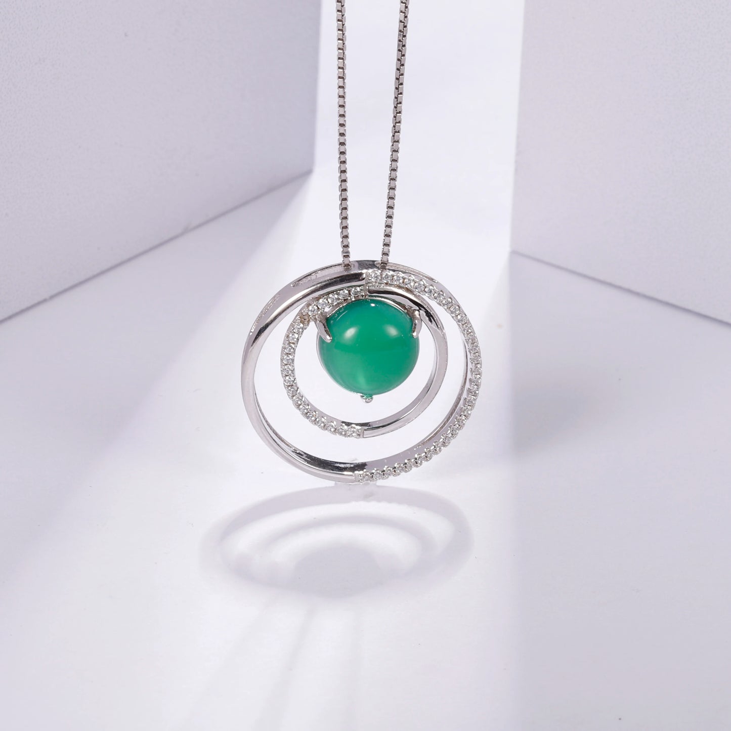 Gem’s Ballet Green Agate Double Circle Pendant – Timeless Elegance