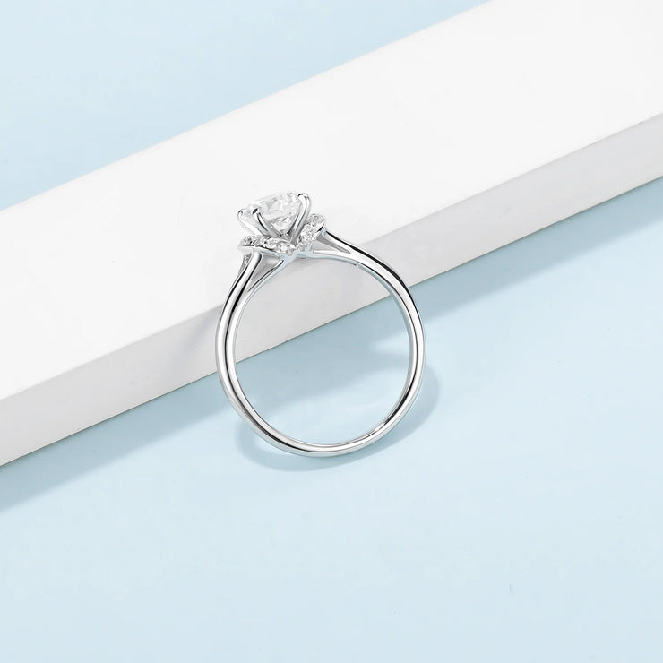 GEM'S BALLET 1Ct Moissanite Sterling Silver Ring – Timeless Elegance