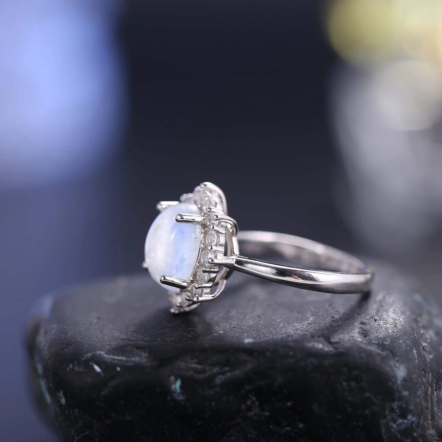 GEM'S BALLET Oval 8X10mm Natural Milky Blue Moonstone Gemstone Ring Engagement Wedding Ring in 925 Sterling Silver Gift For Her