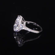GEM'S BALLET Pear Shape Diamond-fire CZ Cluster Engagement Ring – Elegant Three-Stone Design